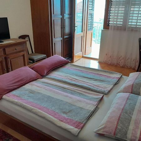 Apartments Adelheid In Biograd, Close To The Beach بيوغْغاد نا موغو المظهر الخارجي الصورة