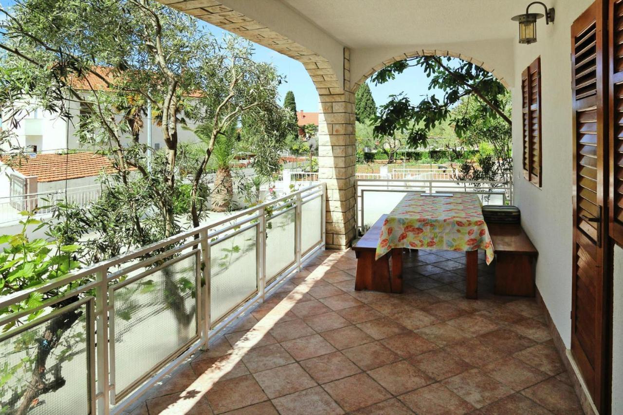 Apartments Adelheid In Biograd, Close To The Beach بيوغْغاد نا موغو المظهر الخارجي الصورة