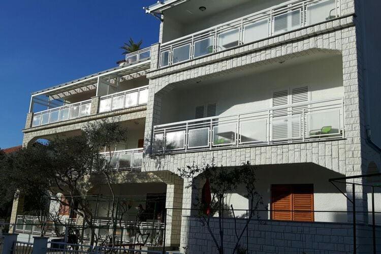 Apartments Adelheid In Biograd, Close To The Beach بيوغْغاد نا موغو المظهر الخارجي الصورة